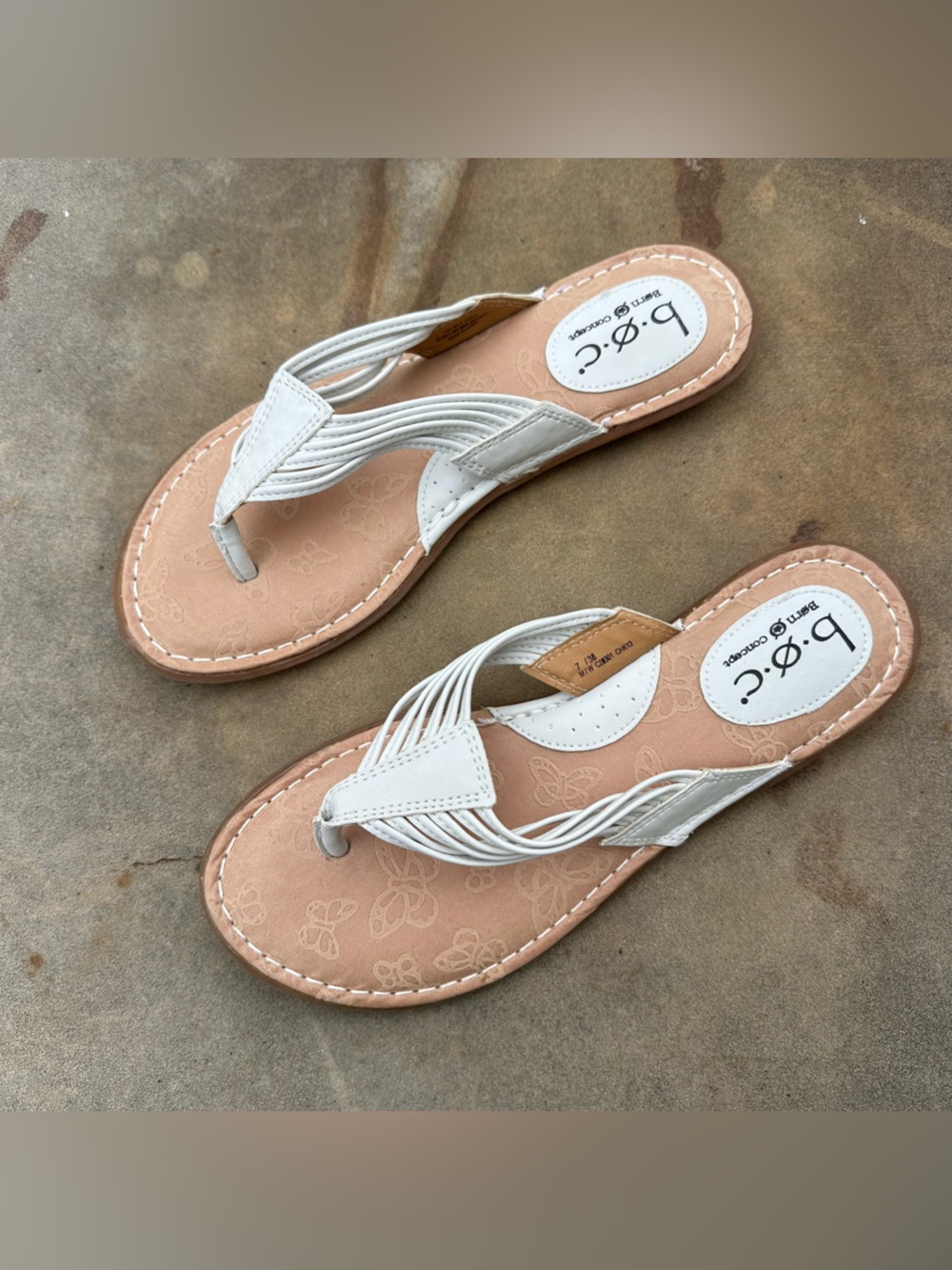 boc Born Concept White Thong Sandals ~ Size 7M NEW